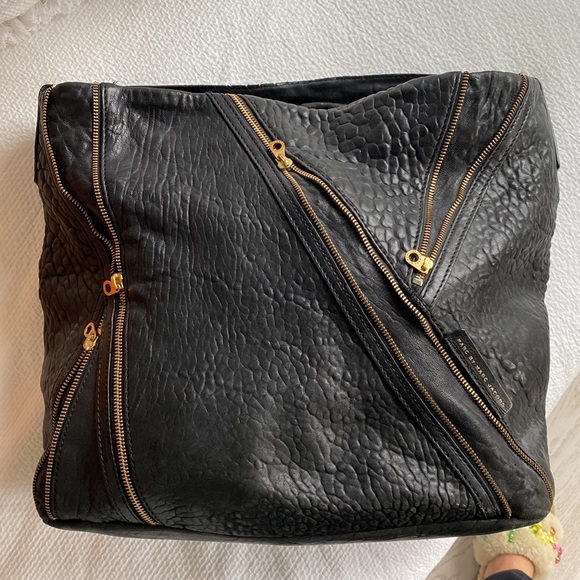 Marc By Marc Jacobs leather, crocodile effect hobo bag with gold hardware - Picture 3 of 5